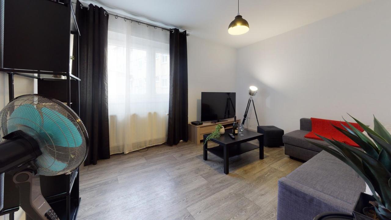 Ferienwohnung Les Charpentiers Colmar Exterior foto
